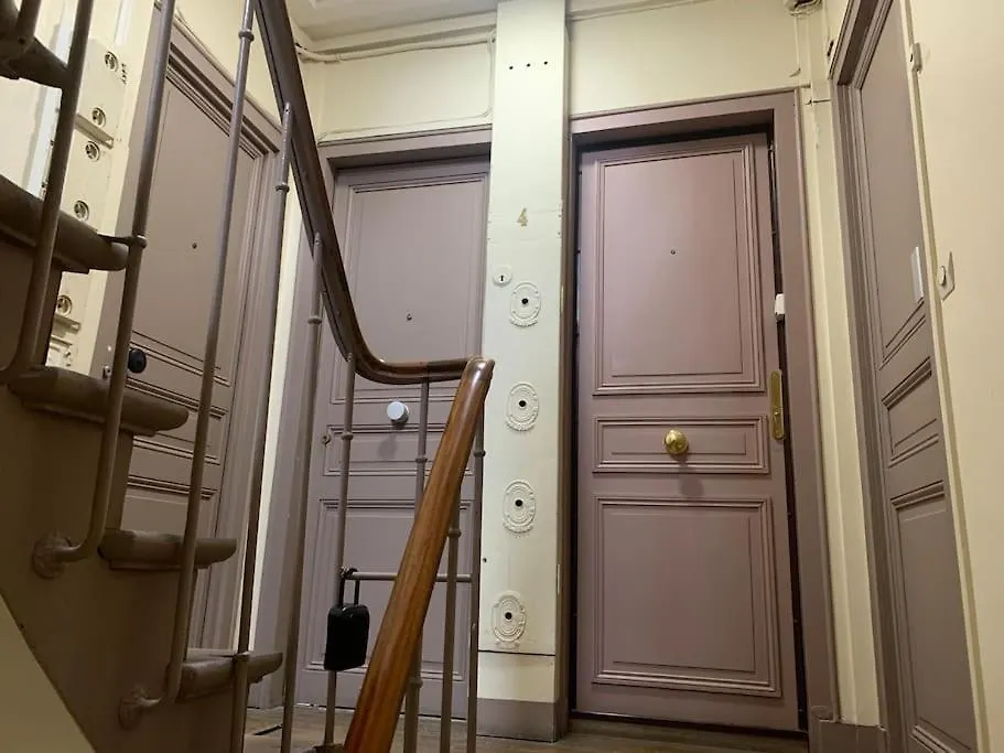 Apartment Studio Denfert Rochereau 14E Paris
